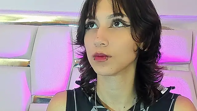 Naomi-Haruno online show from 02-11-25, 11:10