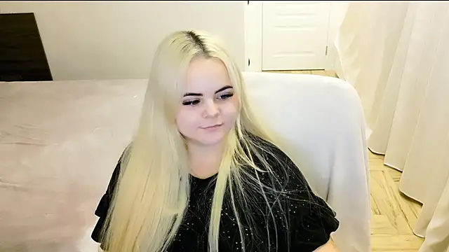 lovely-eyes online show from 01-07-25, 11:35