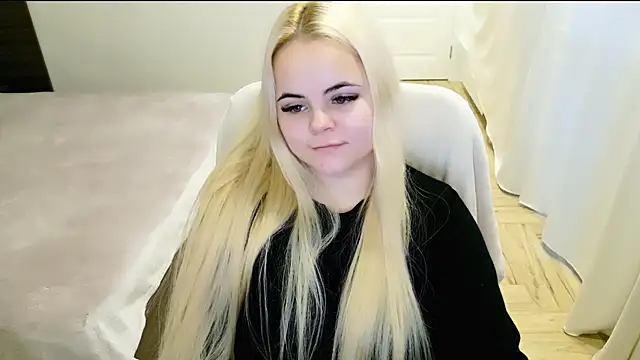 lovely-eyes online show from 01-26-25, 06:07