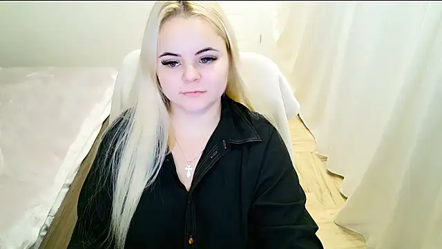 lovely-eyes online show from 02-12-25, 04:23