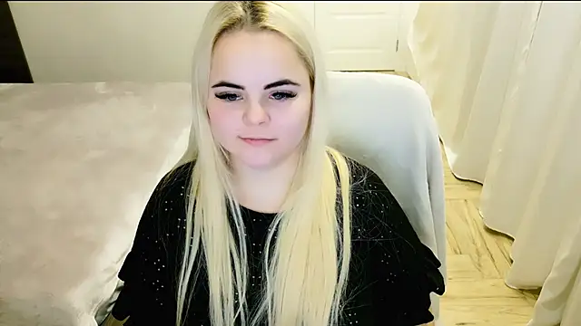 lovely-eyes online show from 02-15-25, 12:37