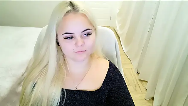 lovely-eyes online show from 03-20-25, 07:35