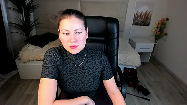 Dana  dom online show from 02-12-25, 02:35