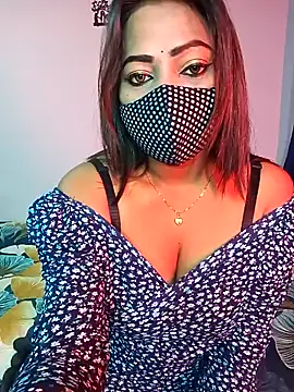 Snapshot of beauty_alina chatting on 01-13-25, 08:26 beauty alina online show from 01-13-25, 08:26