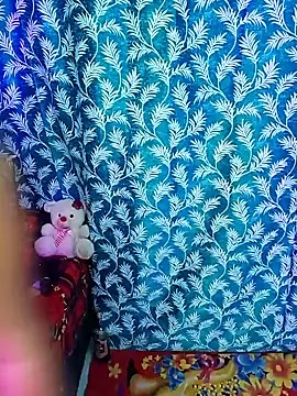 Snapshot of beauty_alina chatting on 01-24-25, 04:49 beauty alina online show from 01-24-25, 04:49