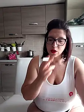 carolyne2023 online show from 01-18-26, 09:02