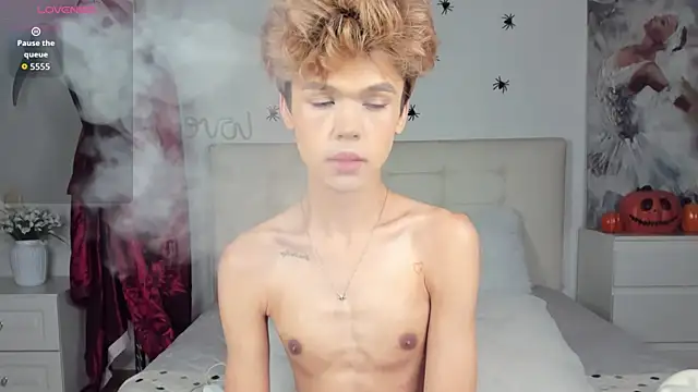 Felix Rey online show from 10-18-25, 09:43