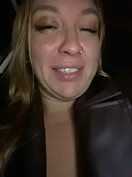 Snapshot of Sweet___Emily chatting on 12-25-24, 09:33 Sweet   Emily online show from 12-25-24, 09:33