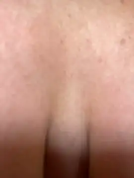 Snapshot of Sweet___Emily chatting on 03-03-25, 05:53 Sweet   Emily online show from 03-03-25, 05:53