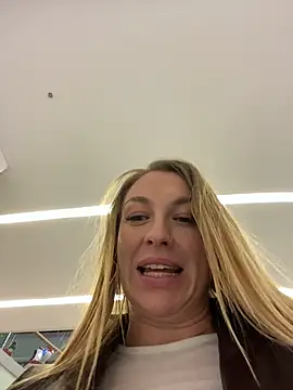 Sweet   Emily online show from 11-24-25, 01:44