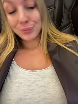 Sweet   Emily online show from 11-28-25, 05:04