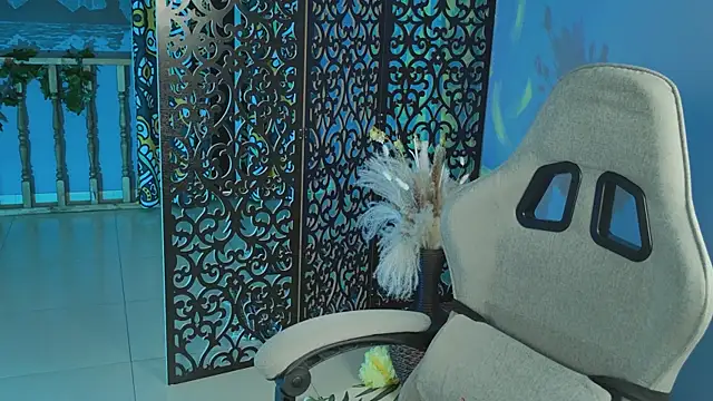 FioraMarmoris online show from 02-01-25, 02:13