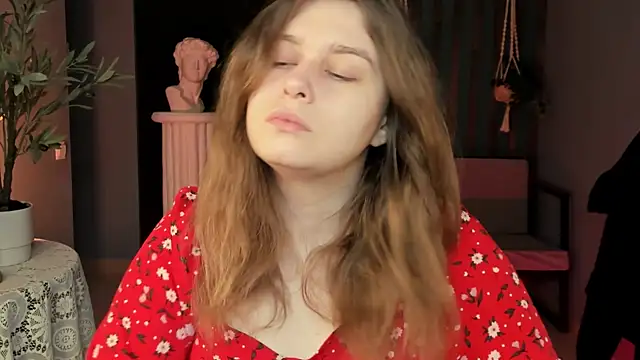 FioraMarmoris online show from 11-02-25, 05:21