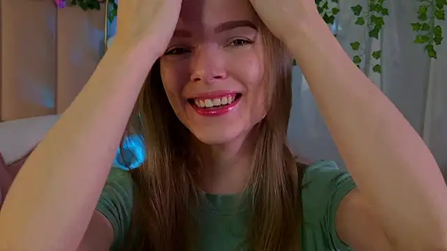 Eva Natsumi online show from 12-07-24, 05:15