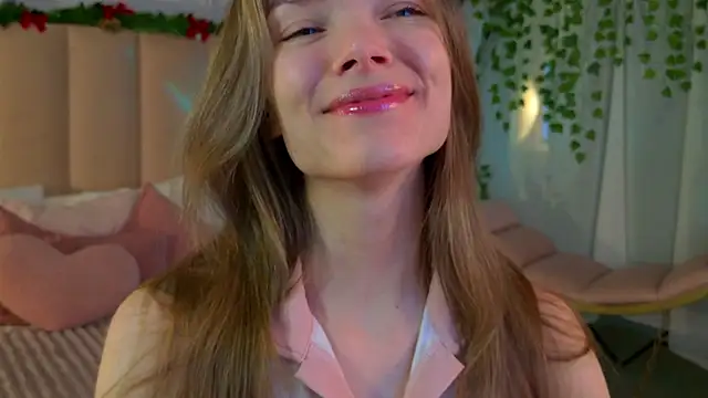 Eva Natsumi online show from 12-14-24, 08:34