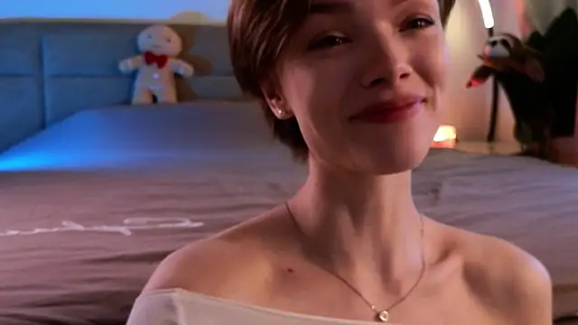 Eva Natsumi online show from 03-15-25, 02:55