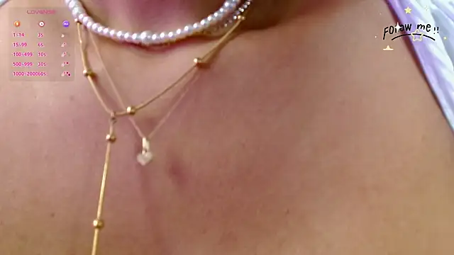 Snapshot of karel_ti chatting on 03-02-25, 06:40 karel ti online show from 03-02-25, 06:40