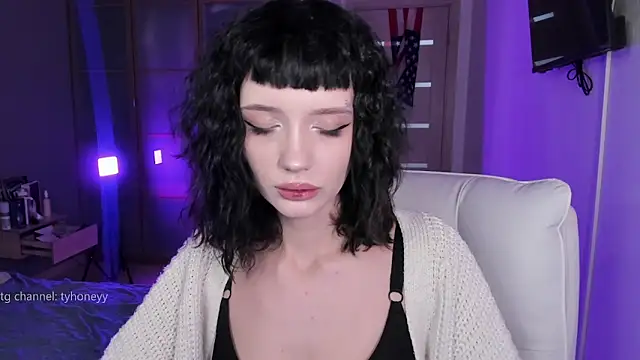 ElizabethBritanny online show from 02-14-26, 08:49