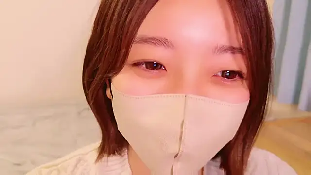 Snapshot of HaruruHappy chatting on 12-16-24, 02:27 HaruruHappy online show from 12-16-24, 02:27