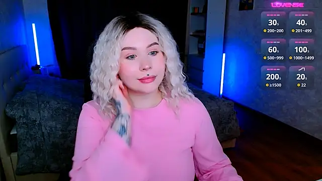 Snapshot of Blueberry-baby chatting on 11-26-25, 11:22 Blueberry-baby online show from 11-26-25, 11:22