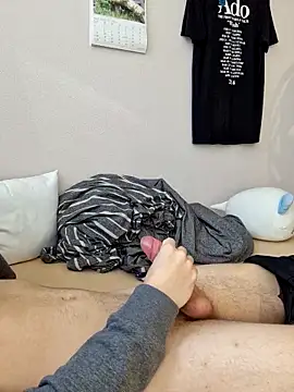 Snapshot of Lion132233 chatting on 03-04-25, 12:33 Lion132233 online show from 03-04-25, 12:33