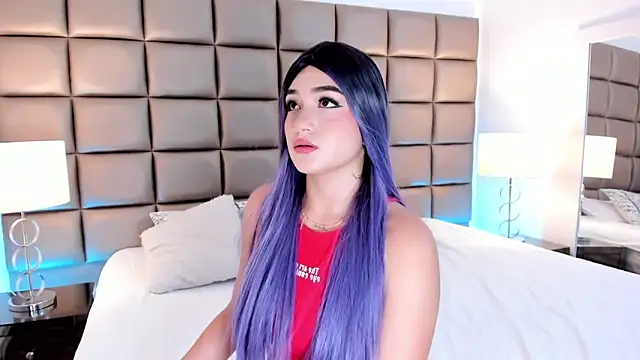 AnnyHizzle online show from 03-10-25, 10:45