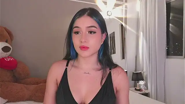 AnnyHizzle online show from 11-05-25, 02:11