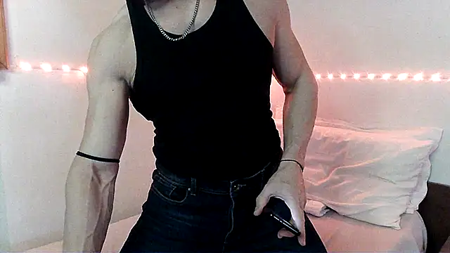 Snapshot of Alexx_Fit023 chatting on 01-03-25, 09:26 Alexx Fit023 online show from 01-03-25, 09:26