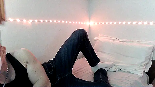 Snapshot of Alexx_Fit023 chatting on 02-02-25, 12:46 Alexx Fit023 online show from 02-02-25, 12:46