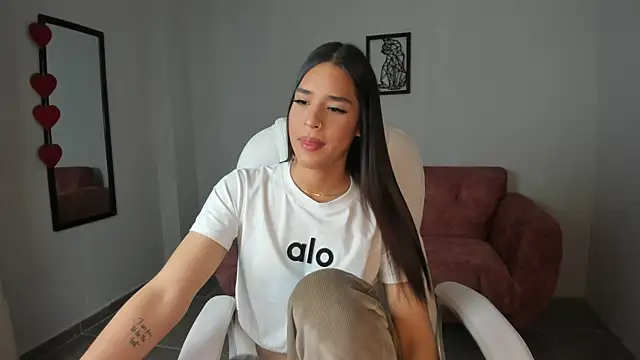 Alice23jones online show from 03-07-25, 03:49