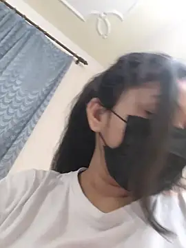 Snapshot of Sonam-378 chatting on 01-15-25, 05:58 Sonam-378 online show from 01-15-25, 05:58