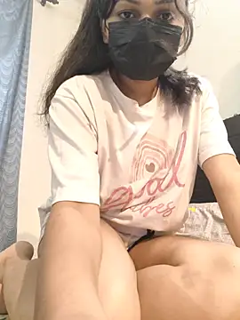 Snapshot of Sonam-378 chatting on 01-25-25, 02:15 Sonam-378 online show from 01-25-25, 02:15