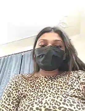 Snapshot of Sonam-378 chatting on 02-27-25, 11:59 Sonam-378 online show from 02-27-25, 11:59