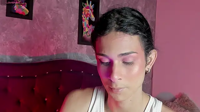 Mara friendboy699 online show from 12-20-24, 08:01