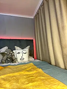 HugeMassiveBooty online show from 10-17-25, 10:01