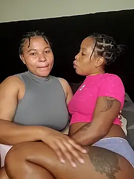 R-thequeen online show from 11-27-25, 12:29