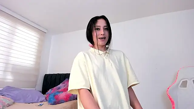 Snapshot of liaqueen610 chatting on 12-31-24, 09:06 liaqueen610 online show from 12-31-24, 09:06