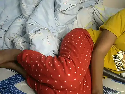 StacyGee24 online show from 11-05-25, 10:32