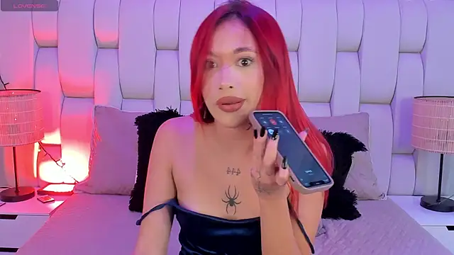 SkinnyFoxy online show from 01-08-26, 08:11