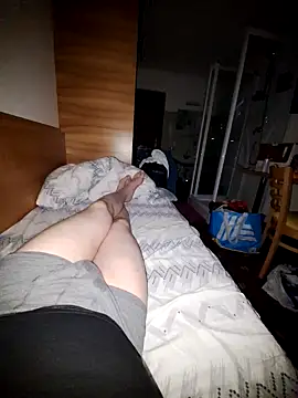 Snapshot of Bozok1906 chatting on 09-21-25, 10:00 Bozok1906 online show from 09-21-25, 10:00