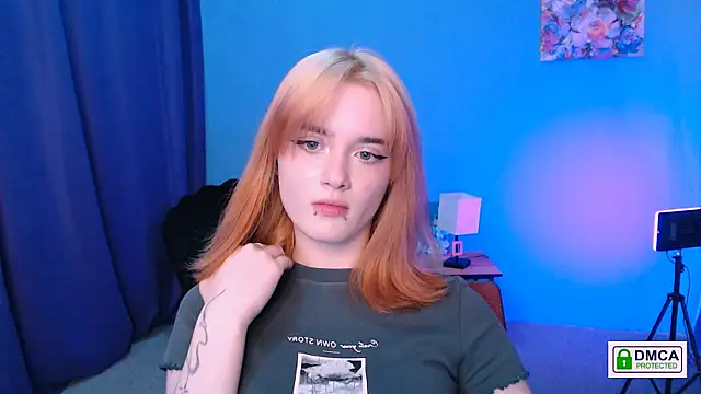 liana kisses online show from 01-02-25, 10:44