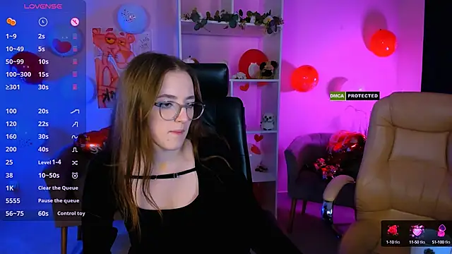 liana kisses online show from 02-15-25, 02:58