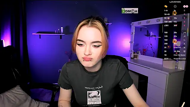 liana kisses online show from 03-15-25, 11:06