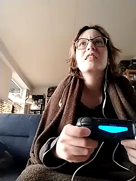 Snapshot of PernillaGirl chatting on 10-04-25, 12:25 PernillaGirl online show from 10-04-25, 12:25