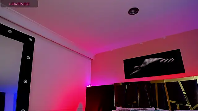 Snapshot of ChloeConnorr chatting on 11-22-25, 05:28 ChloeConnorr online show from 11-22-25, 05:28