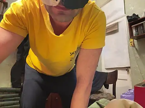 Ariel Ari online show from 01-26-25, 07:09