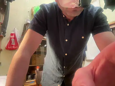 Ariel Ari online show from 02-25-25, 01:30