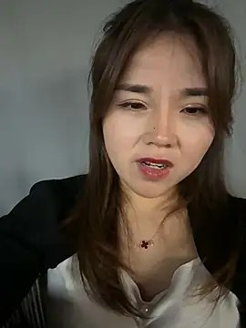 Efangfang online show from 12-17-24, 01:38