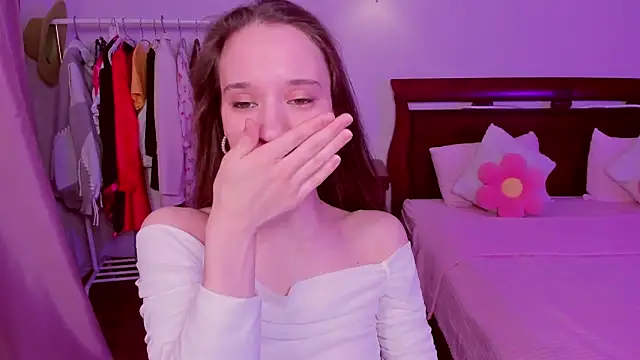 StaceySunny online show from 02-08-26, 05:16