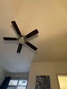 goldbuni online show from 12-18-24, 01:34